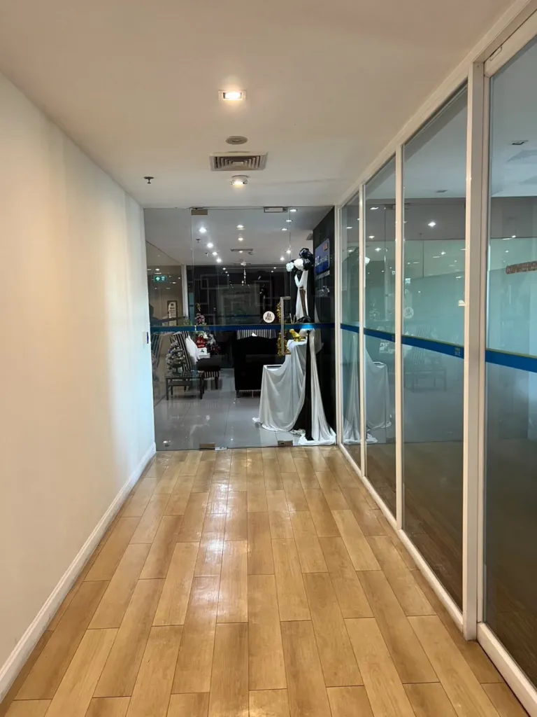 ممر داخلي في مبنى Trendy Office حيث مكتب يا مرحبا
